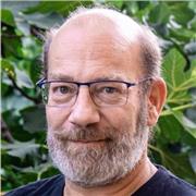Maestro de primaria con 20 años de experiencia ofrece clases online en cualquier ubicación o presenciales en Sant Cugat del Vallés de Primaria y primer ciclo de la ESO.  Castellano, catalán e inglés.